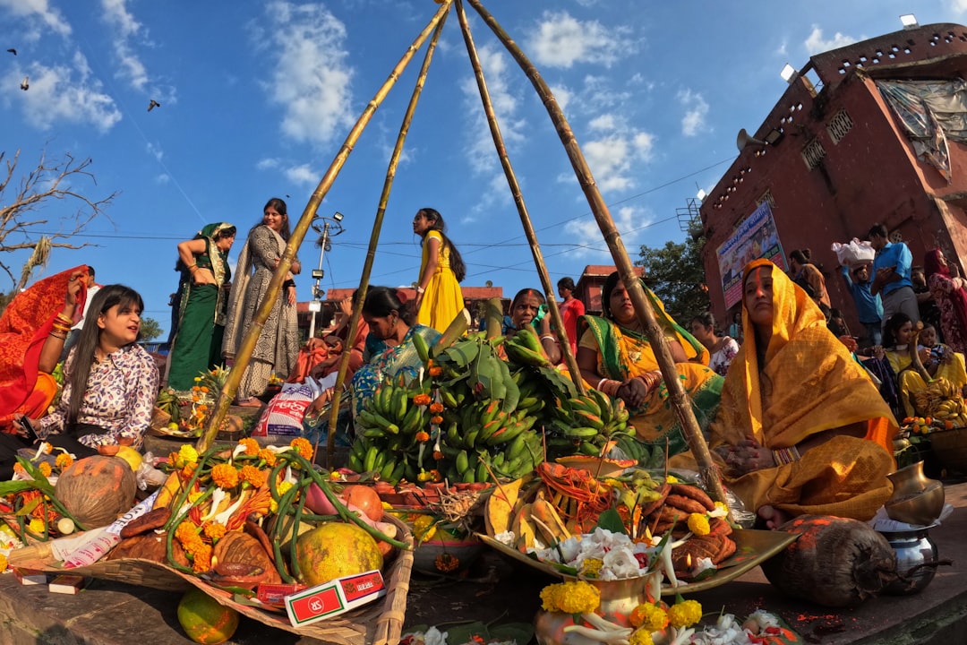 découvrez le monde à travers le prisme du voyage culturel. plongez dans des expériences immersives, explorez des traditions locales et savourez des cuisines authentiques. un voyage qui nourrit l'esprit et le cœur.